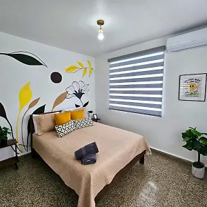 apt-urban-tropic-oasis-in.sanjuanpuertorico-hotels.com/